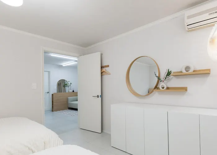 Apartamento Maison Lumiere In Gangnam Seúl