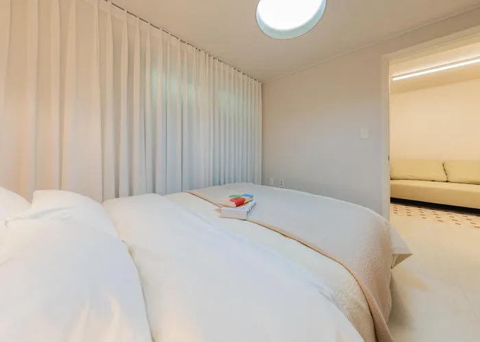 Maison Lumiere In Gangnam Apartamento *